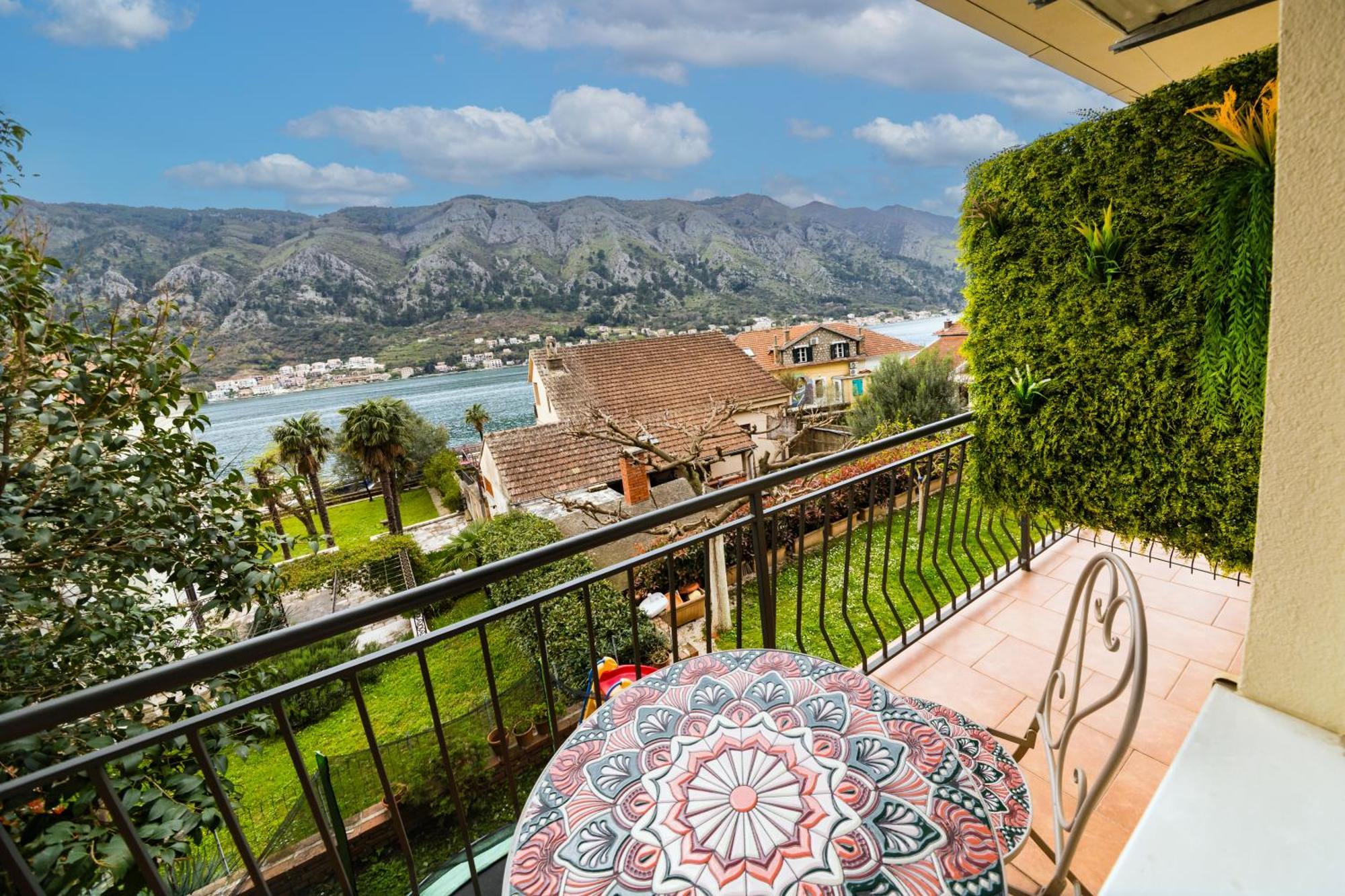 Apartmani F&M Kotor Exterior foto